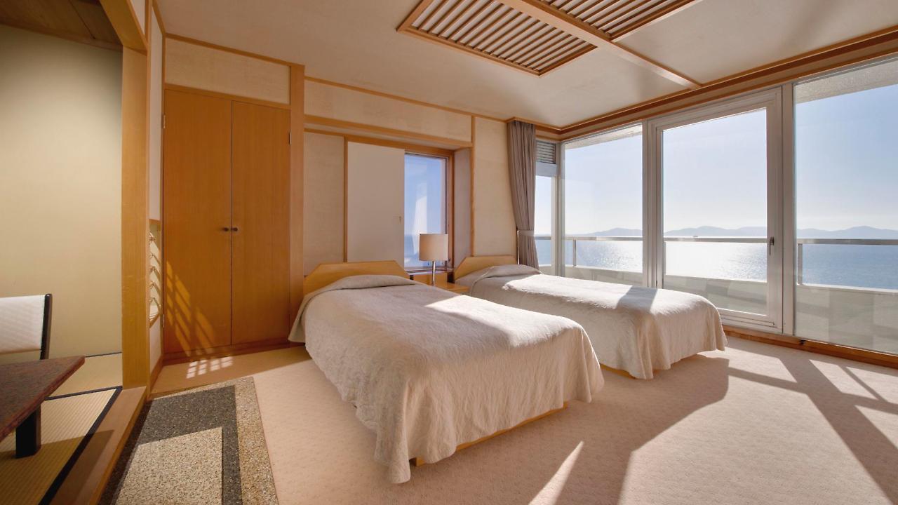 Hotel Tatsuki Gamagōri Exterior photo